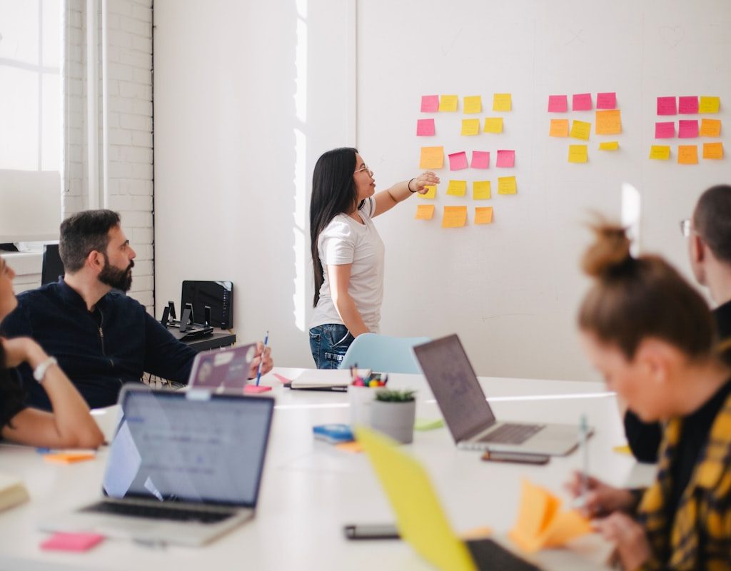 Strategi omnichannel SMS marketing untuk bisnis Indonesia