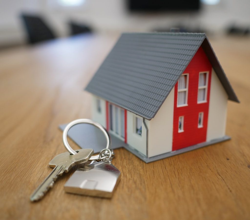 SMS Broadcast untuk developer properti dan agen real estate